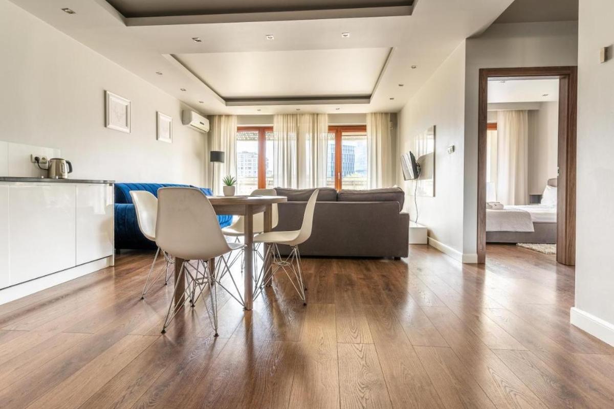 Urban Chic - One Bedroom - Luxury Stays&wronia118 Apartament Warszawa
