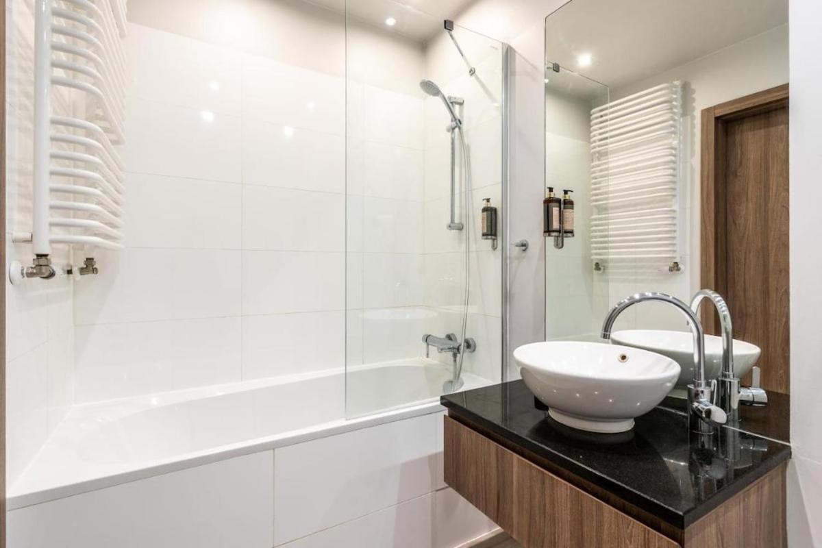 Apartament Urban Chic - One Bedroom - Luxury Stays&wronia118 Warszawa