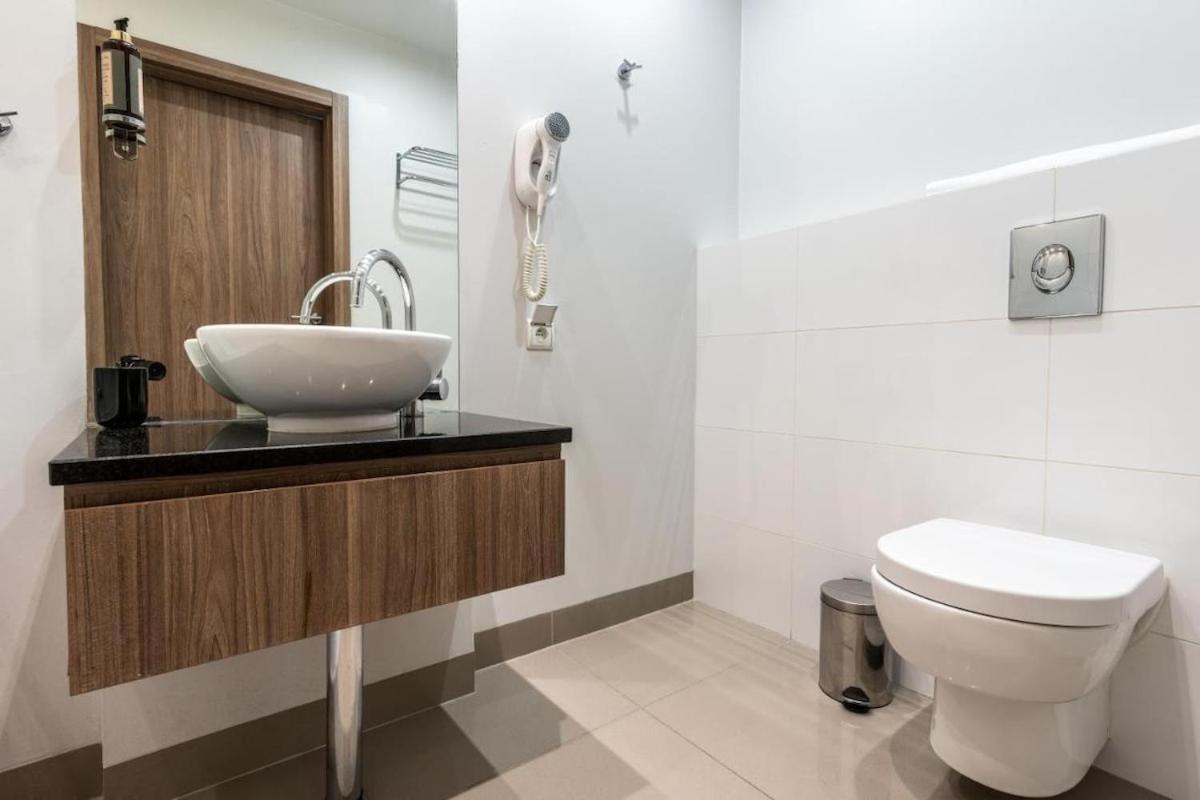Urban Chic - One Bedroom - Luxury Stays&wronia118 Apartament Warszawa